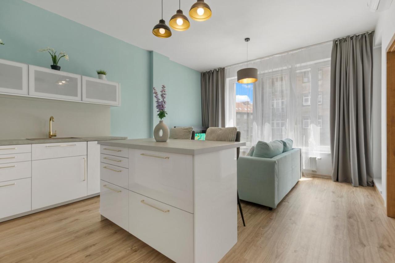 Apartmán Lam Mint - Ac - Balcony Bratislava Exteriér fotografie