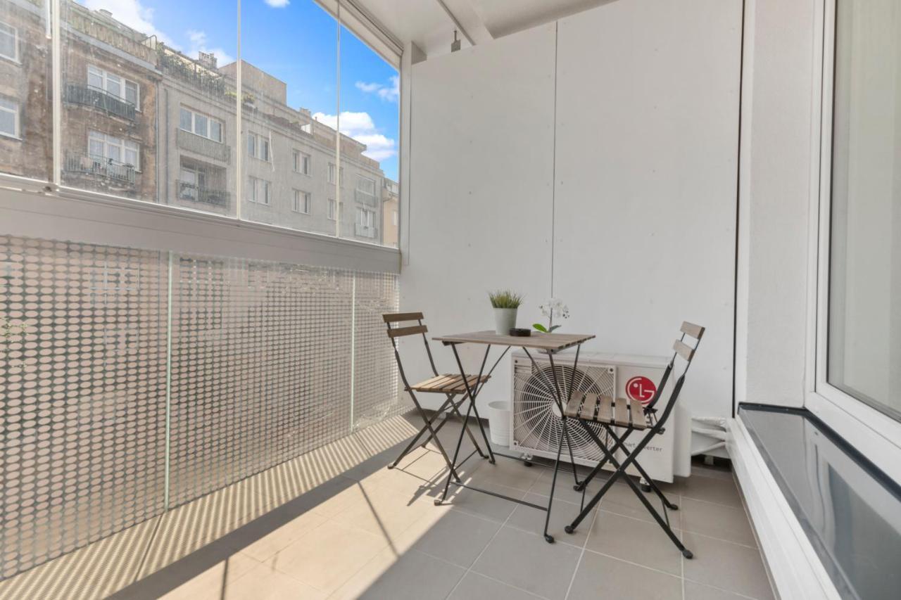 Apartmán Lam Mint - Ac - Balcony Bratislava Exteriér fotografie